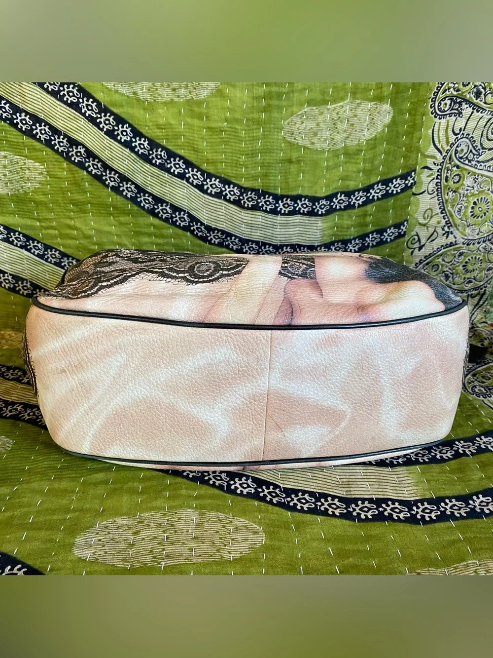 RARE Icon Los Angeles Alberto Vargas Printed Leather Slouchy Crossbody Purse